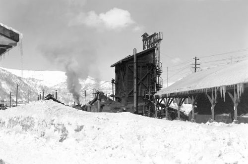 雪にも負けずの 夕張鉄道 1970.3.20