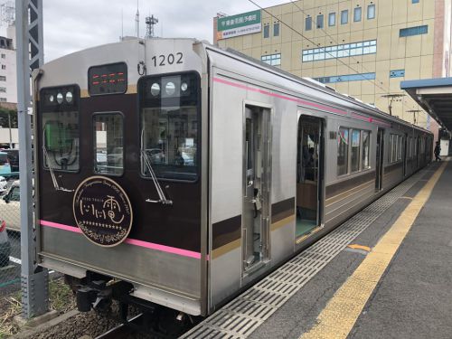 福島交通飯坂線で福島駅から飯坂温泉へ 餃子定食と温泉入浴を楽しむ日帰り旅