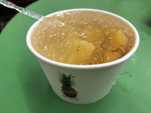 台北 成都楊桃冰 台北捷運西門駅からすぐ!50年老舗の素朴な味わい!鳳梨氷
