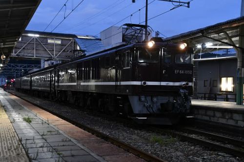 10月3日撮影 飯山線旧客送り込み回送 その2 辰野駅にて