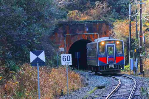山陰線の秘境駅!居組