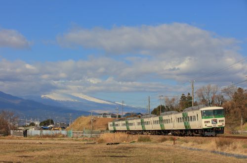 伊豆箱根鉄道の富士山の見えるポイントを行く185系「踊り子号」他(三島二日町~大場)
