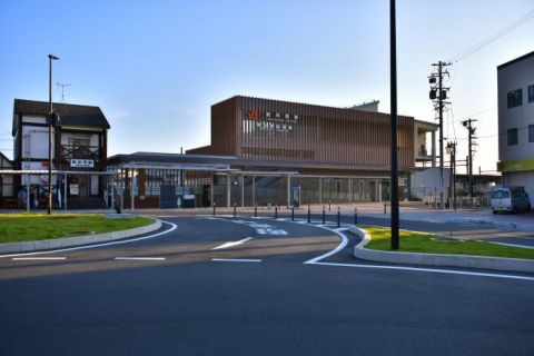 お盆連休初日に新所原駅で天浜線撮り鉄