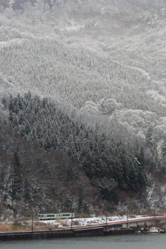磐西の山間を走る列車たち5(磐西キハ)
