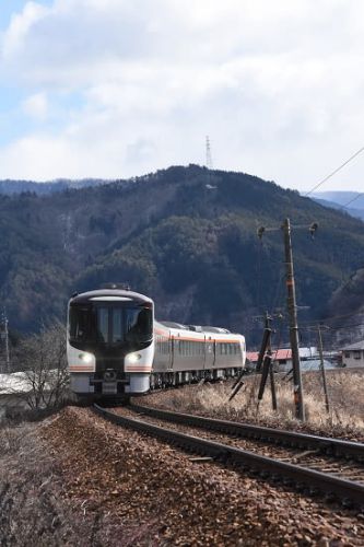 2月9日撮影 高山本線にてハイブリッド特急HC85系 試運転 その4より