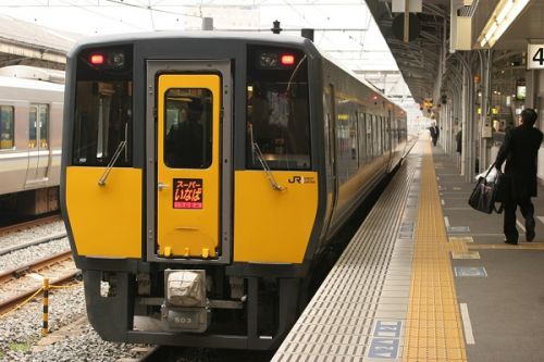 2019年8月の岡山・広島・鳥取・兵庫旅行 5 岡山駅を発着する特急車両 キハ187系500