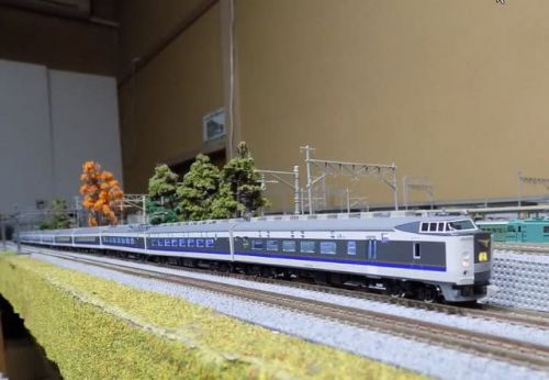 TOMIXの92746 JR583系電車(きたぐに)(新塗装)を弄る その2