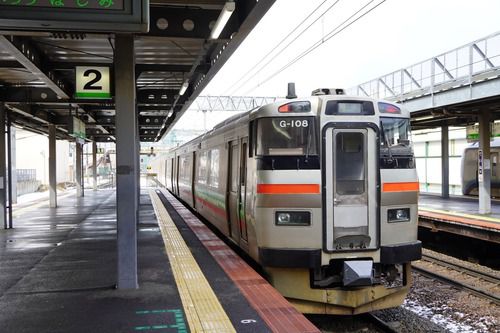 車庫に帰ります・731系電車6両編成