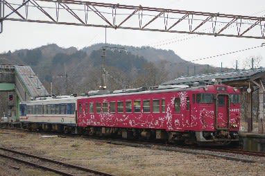 只見線の小出口では新津の国鉄形気動車が生きていた!
