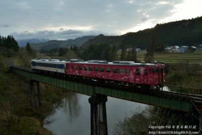 回送列車を大倉沢橋梁で待つ