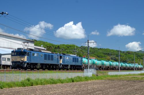 中央西線「今日のロクヨン」6088レ・5875レは国鉄色重連。