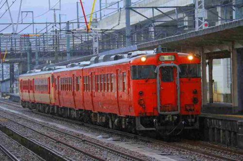 ラストラン国鉄色気動車！新潟地区