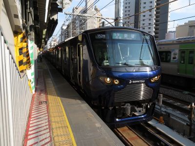 相鉄12000系 JR埼京線各駅停車新宿行き