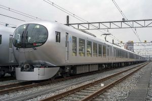 【鉄道友の会】2020年ブルーリボン賞・ローレル賞を決定。ブルーリボン賞は西武鉄道001系「Laview」、ローレル賞はJR四国2700系に