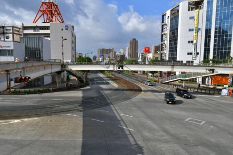 豊橋鉄道 国道1号線を走る路面電車