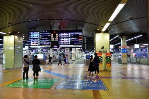 南海難波駅で撮り鉄大会