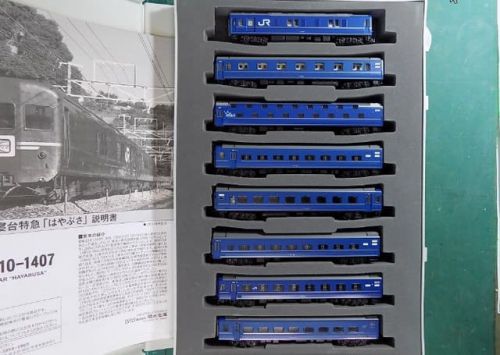 KATOの10-1406/1407からAssyで揃えた24系25形寝台特急「はやぶさ」用車両