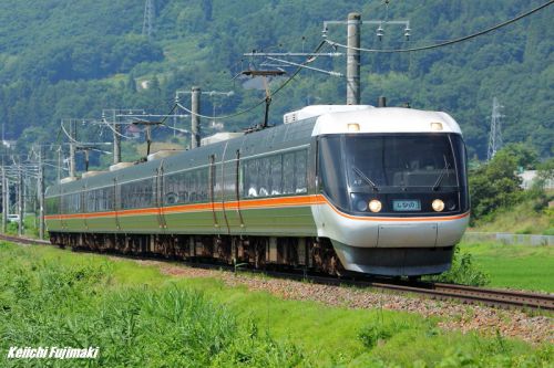 特急しなの1号 383系基本編成