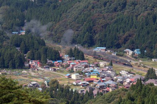 誰もいない駅に汽車が来た　- 2020年秋・磐越西線 -