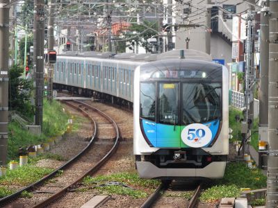 西武40050系(ドラえもんラッピング) 東急東横線通勤特急清瀬行き(代走K運行)