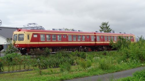 2018年晩夏 長野県内の保存蒸機を見て歩く旅 40 トレインギャラリー駐車場に保存される長野電鉄2500系