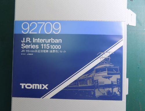 TOMIXの92709 115-1000系近郊電車(長野色)シングルアームパンタグラフ車を弄る