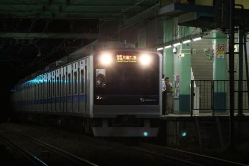 鉄道各社、今大晦日終夜運転中止の流れは　時代の声だ