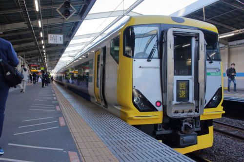 【ホリデー快速鎌倉号 乗車記】貨物専用の武蔵野貨物線を走る臨時快速列車! 武蔵野線沿線から鎌倉への観光におすすめ!