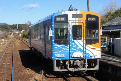 天竜浜名湖鉄道・TH2100形とTH9200形~天浜線の広告ヂーゼル汽車コレクション!(という大げさなものではない)