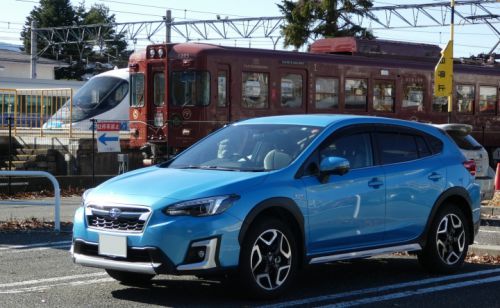 スバルXVと鉄道車両を一緒に撮ってみる(1) 関東 京急、江ノ電など