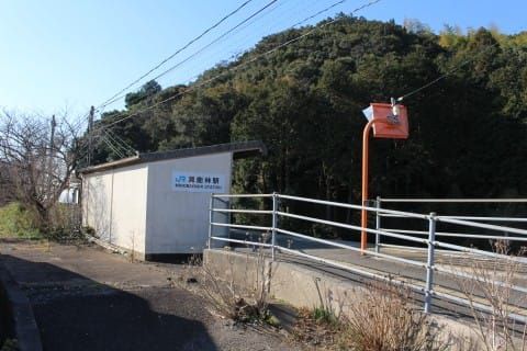 JR四国 見能林駅