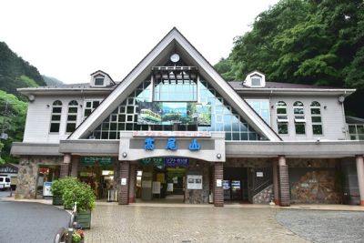 日本一の急勾配!! 高尾登山電鉄ケーブルカー