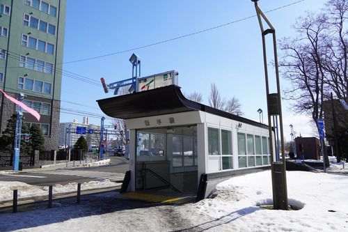 幌平橋駅・札幌市営交通高速電車南北線