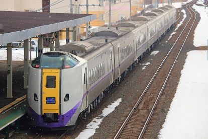 キハ261系による特急「おおぞら」運行開始からの1年