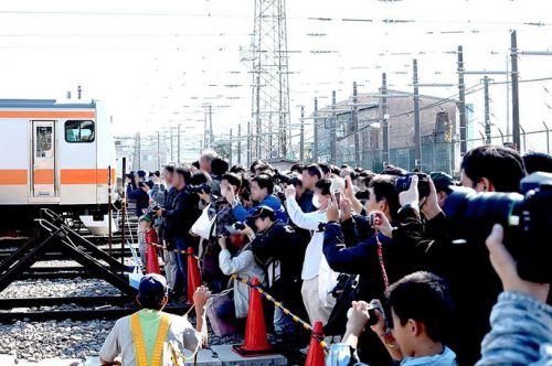「撮り鉄vs鉄道会社 仁義なき戦い」を見て思う鉄道ファンの“心の叫び”