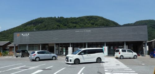醒ヶ井駅近くの清流をうろうろ