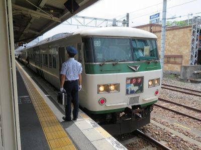 JR東日本185系 伊豆箱根鉄道駿豆線特急「踊り子」修善寺行き
