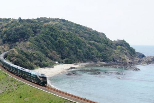 「撮り鉄でここを知らない人いない」道の駅ゆうひパーク三隅