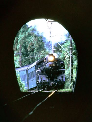 　大井川鐡道の 特急はやぶさ　1998.5.9