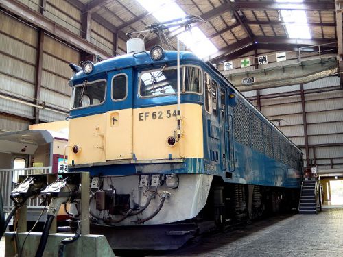 【撮り鉄旅行記】本日はEF62の日 碓氷峠鉄道文化むらに静かに休むEF62-54号機2015年5月10日高崎⇨横川遠征記よりヽ(=´▽`=)ノ