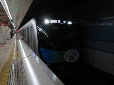 西武40050系(ドラえもんラッピング) 東急東横線特急「Fライナー」飯能行き
