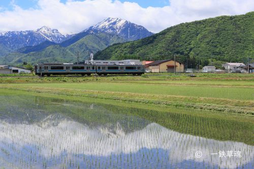 列車は北アルプスの懐へ