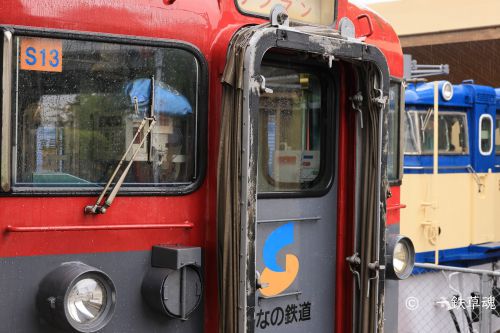 軽井沢駅の115系