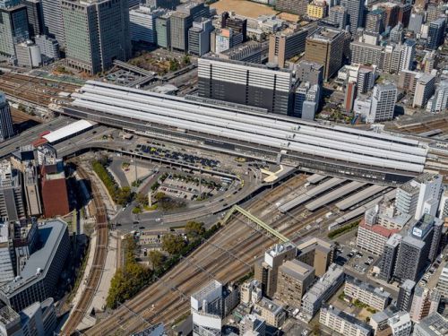 新幹線「近すぎ」大阪コロナホテル攻めすぎ景色にファン歓喜「寝るのがもったいない」「鉄オタの聖地」