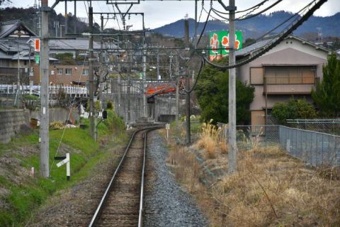 近鉄吉野線 六田駅