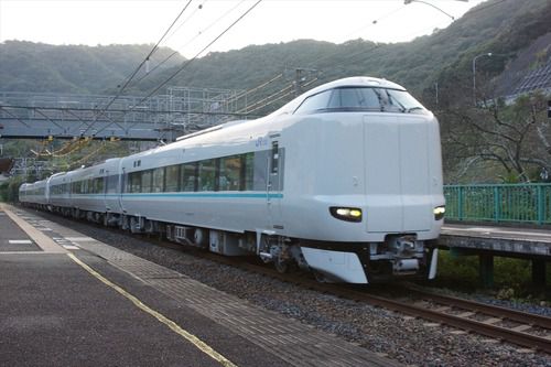 特急「くろしお」287系3連2編成での運用をみる(2021.10.7)