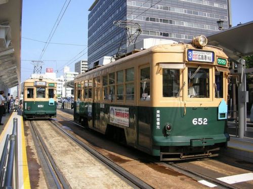 路面電車の安全運行を見守る「鳥の巣」惜しまれながら解体へ 広島電鉄