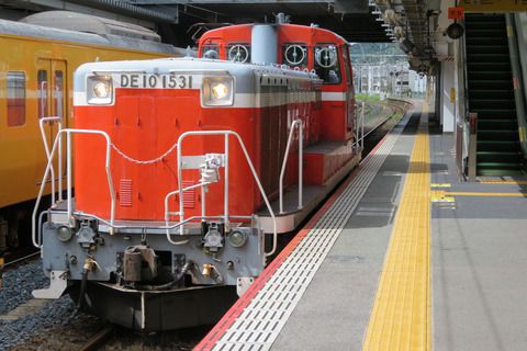 新山口駅の山陽線ホームに、「DLやまぐち号」 で使われたDLが停車していた件 (2021年9月)