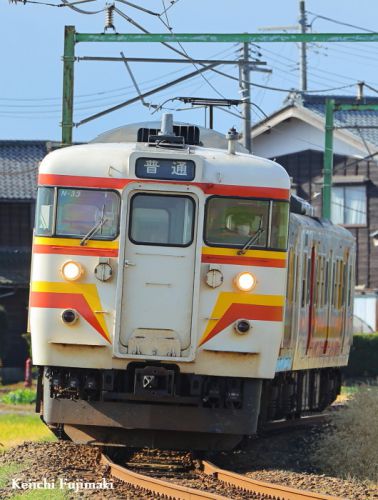 N33編成 中身は国鉄時代のままの未更新車両