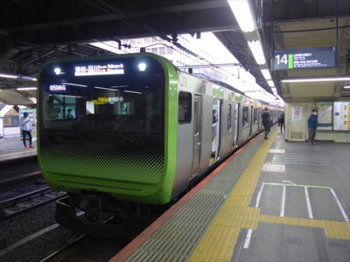 関東日帰り-京王高尾編(1) 京王線・京王新線 新宿駅 ~新宿西口駅の前♪~